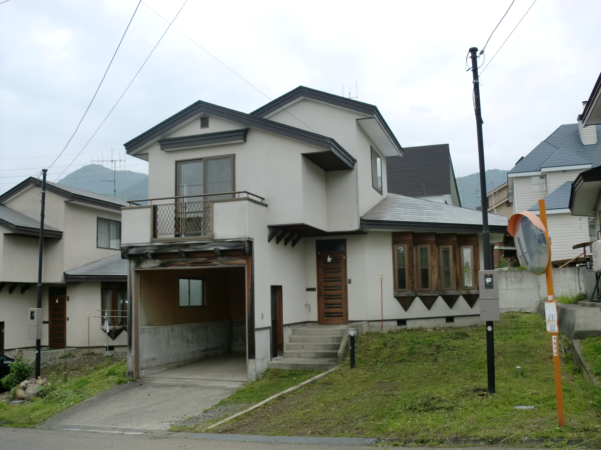 若者住宅２号棟（北鴨）外観写真.JPG