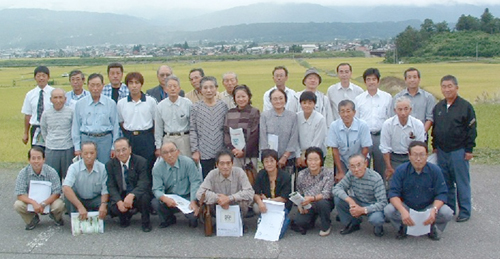 木島平米ブランド研究会の集合写真