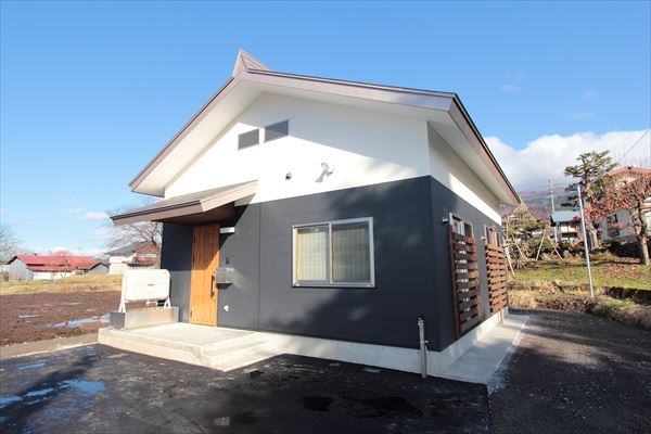 木島平村田舎暮らし体験住宅大町棟の外観写真